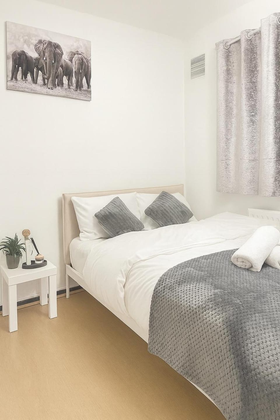 East London Suites Bed and Breakfast in London