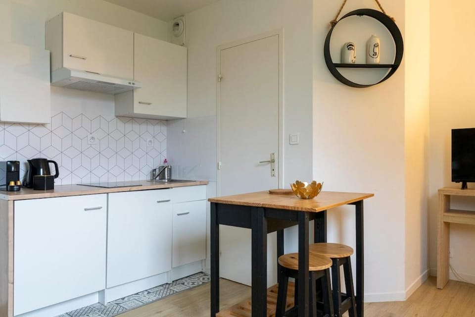 Studio proche université Caen - parking privé Apartment in Caen