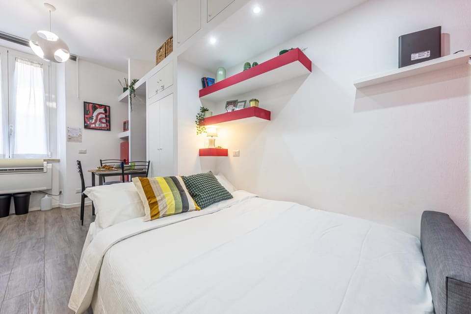 Cozy Studio - Porta Venezia M1 Apartment in Milan