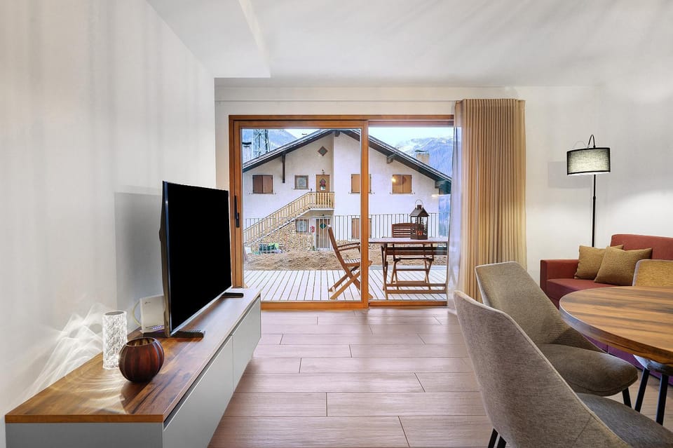 Property building, Living room