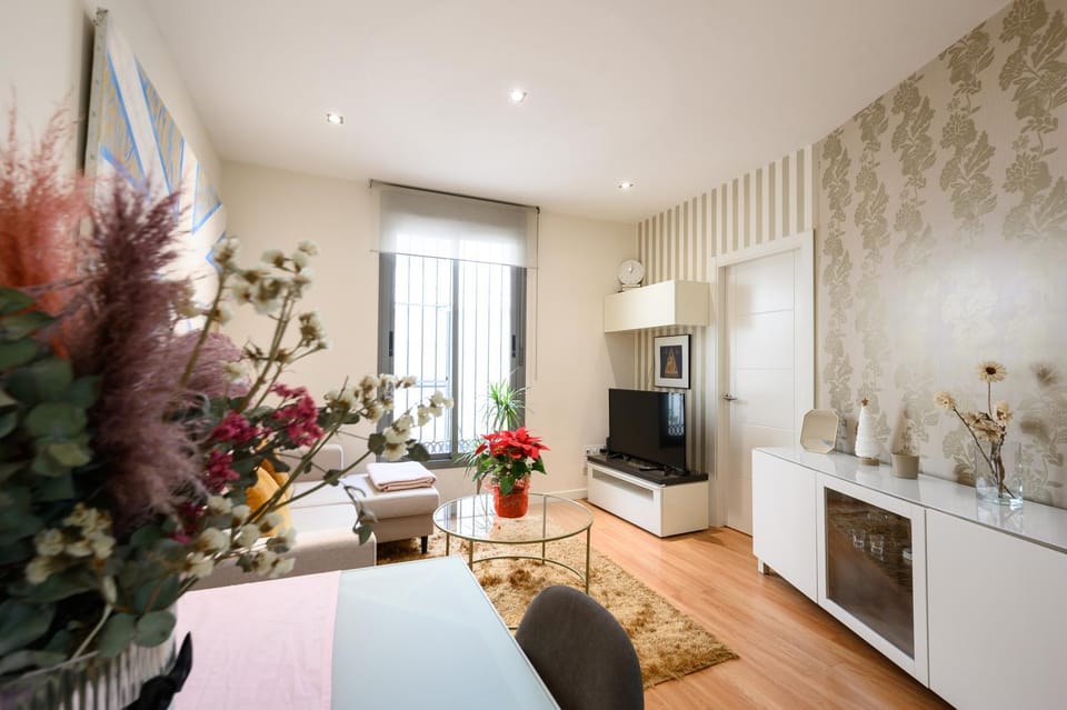 Living room, Lounge or bar