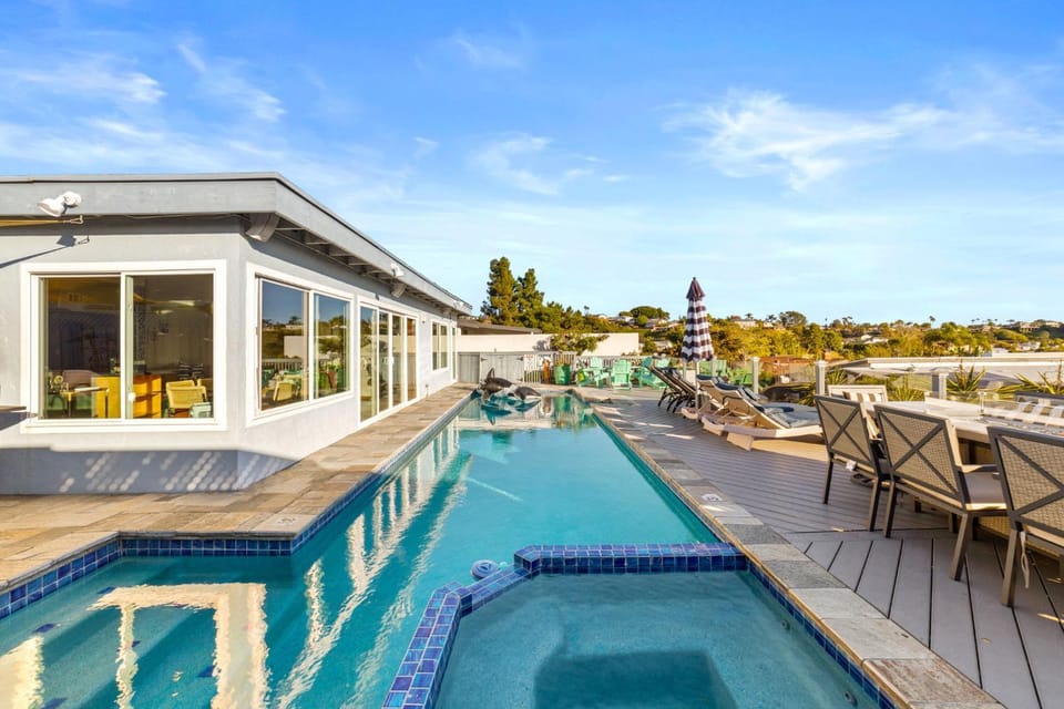 Bayside Bliss House - Pool Spa Views House in Pacific Beach