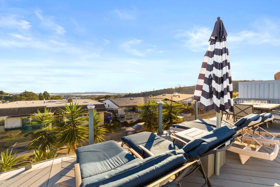 Bayside Bliss House - Pool Spa Views House in Pacific Beach