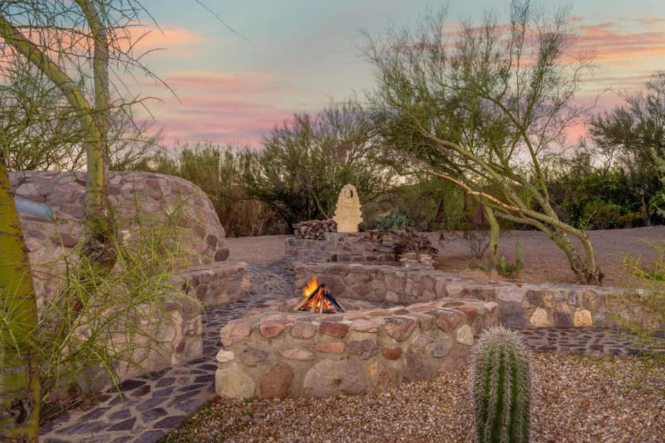 Unique Home, 3 BR 1 BA, Yoga, Peaceful Property House in Arizona