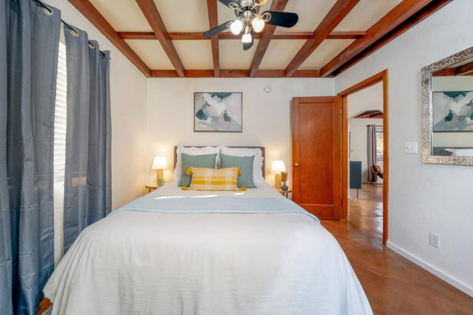 Near TMC, Central, 3 BR and 1 BA, Fenced Yard House in Tucson