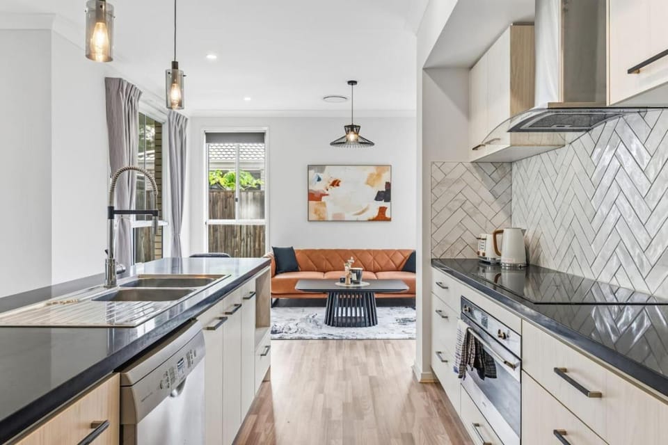 Modern Family Home in Peaceful Pallara 4BR Comfort House in Brisbane