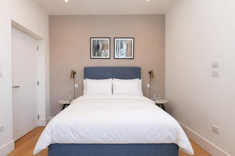 The Prince Hotel Vauxhall Central London Riverside Hotel in City of Westminster