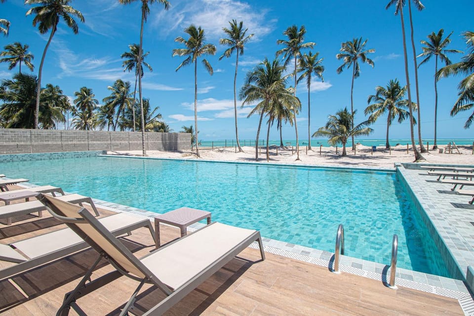 Beach, Swimming pool