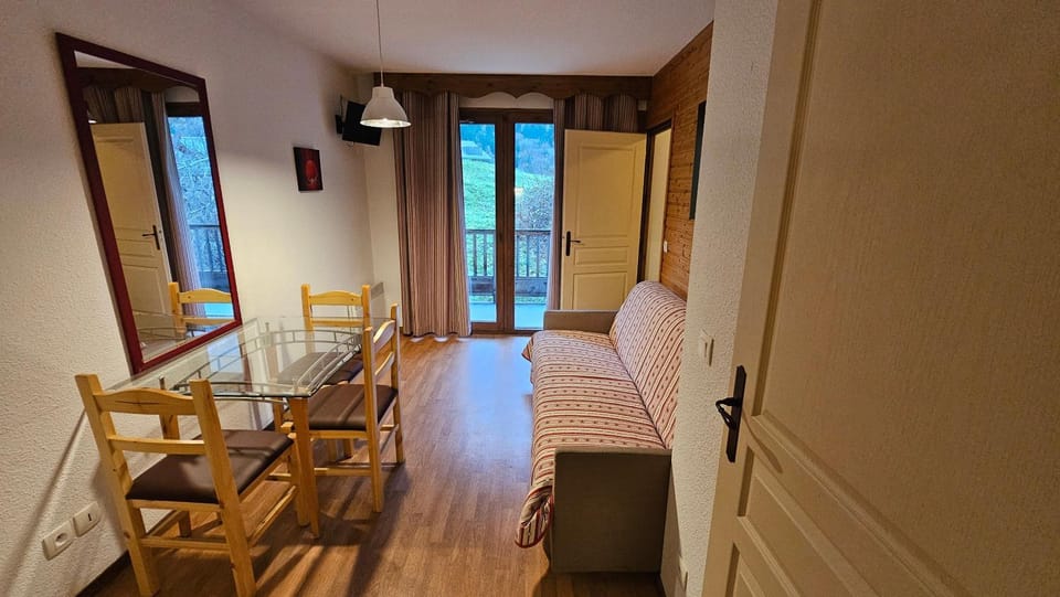 Orelle 3 Vallées - 2 pièces 3 personnes Apartment in Auvergne-Rhône-Alpes