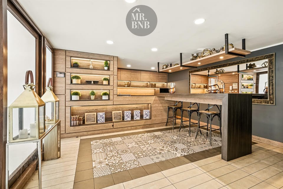 Lounge or bar