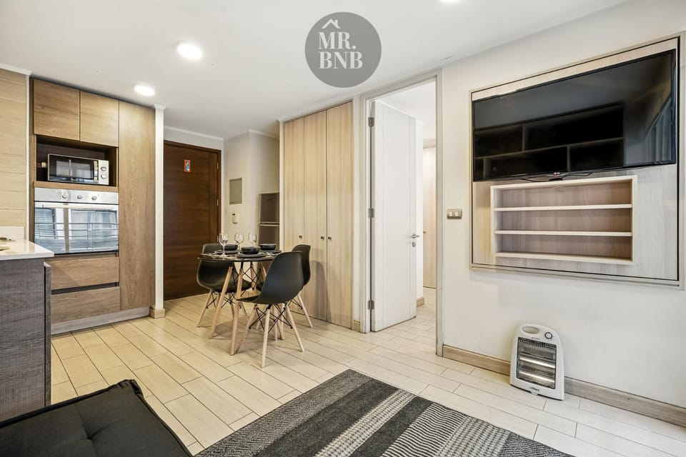 TV and multimedia, Living room, Seating area, oven