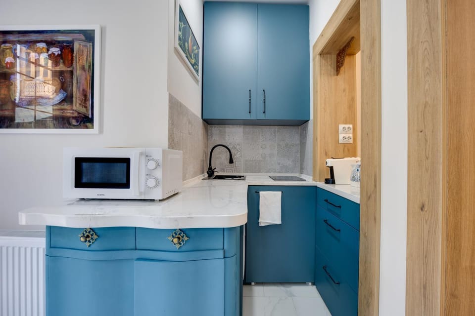 Avla-Dideba Apartment in Tbilisi, Georgia