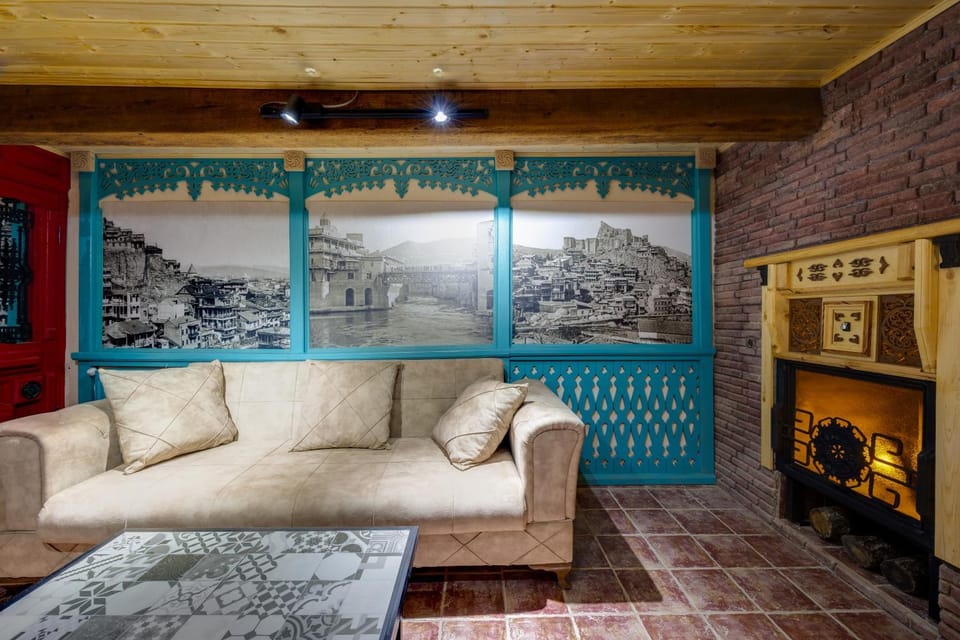 Avla-Dideba Apartment in Tbilisi, Georgia