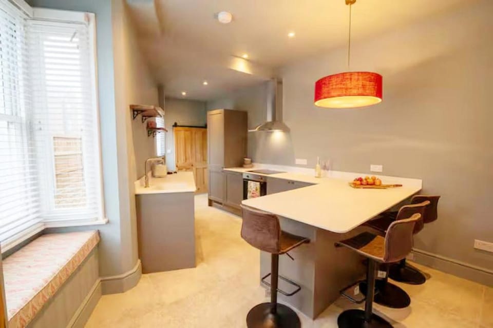 Kitchen or kitchenette, Dining area, oven, stove, kitchen