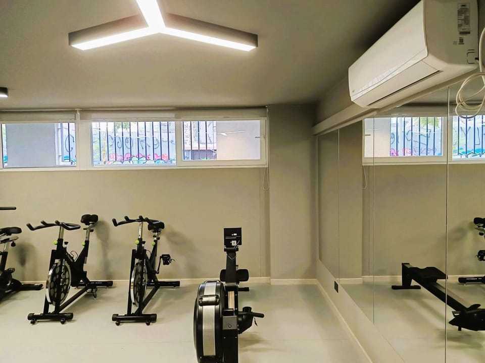 HOM I Wifi Parking SmarTv CentroVida Metro Almagro Apartment in Santiago