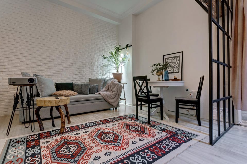 Historic Tbilisi City Apartment Apartment in Tbilisi, Georgia