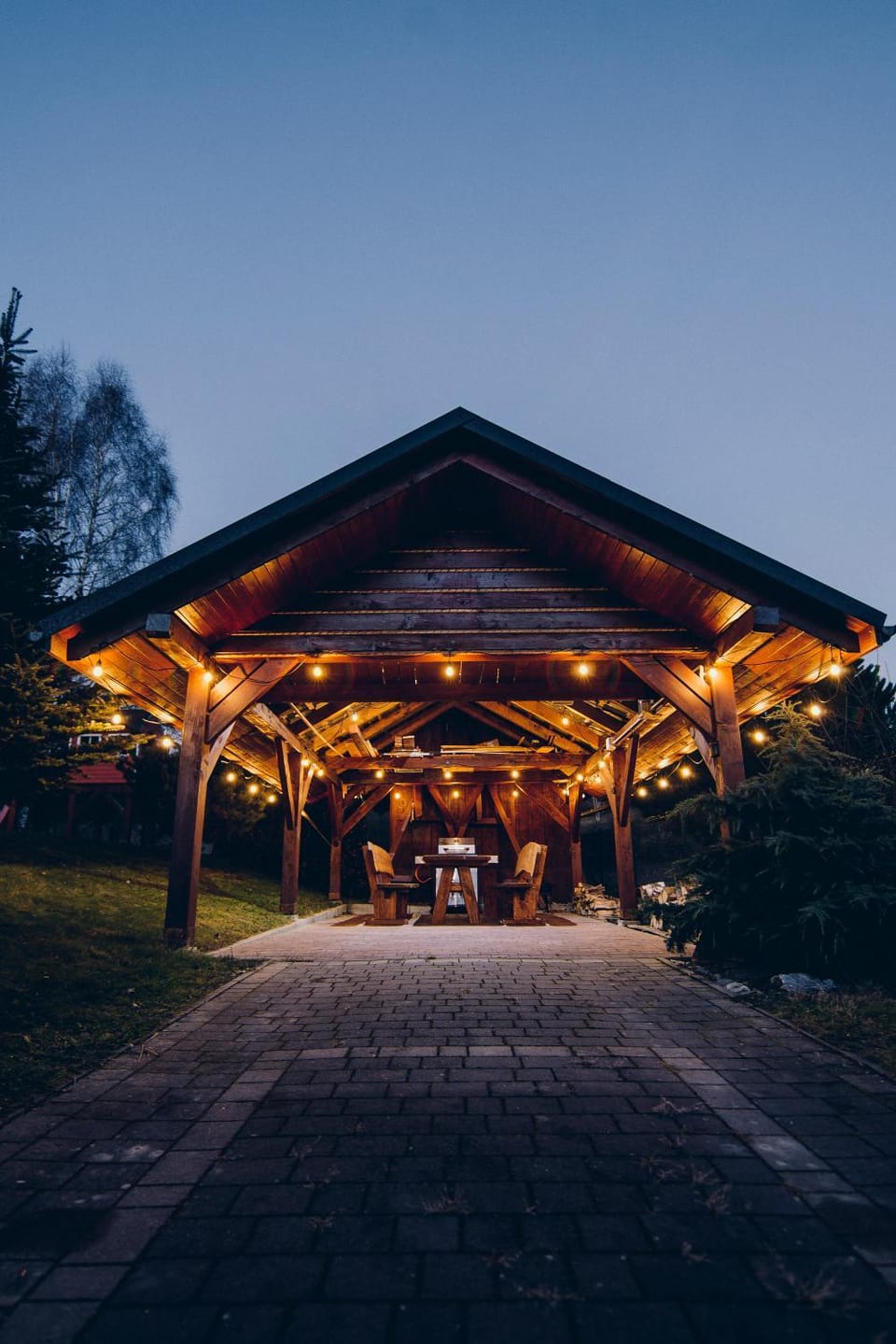 Day, Night, Natural landscape, BBQ facilities, Garden