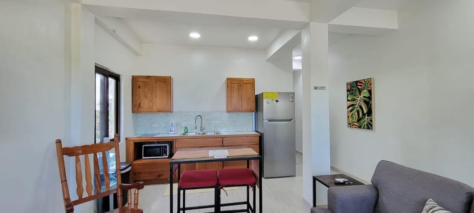 Lickety Split 2 - Northside, Oceanview Retreat Apartment in Belize District