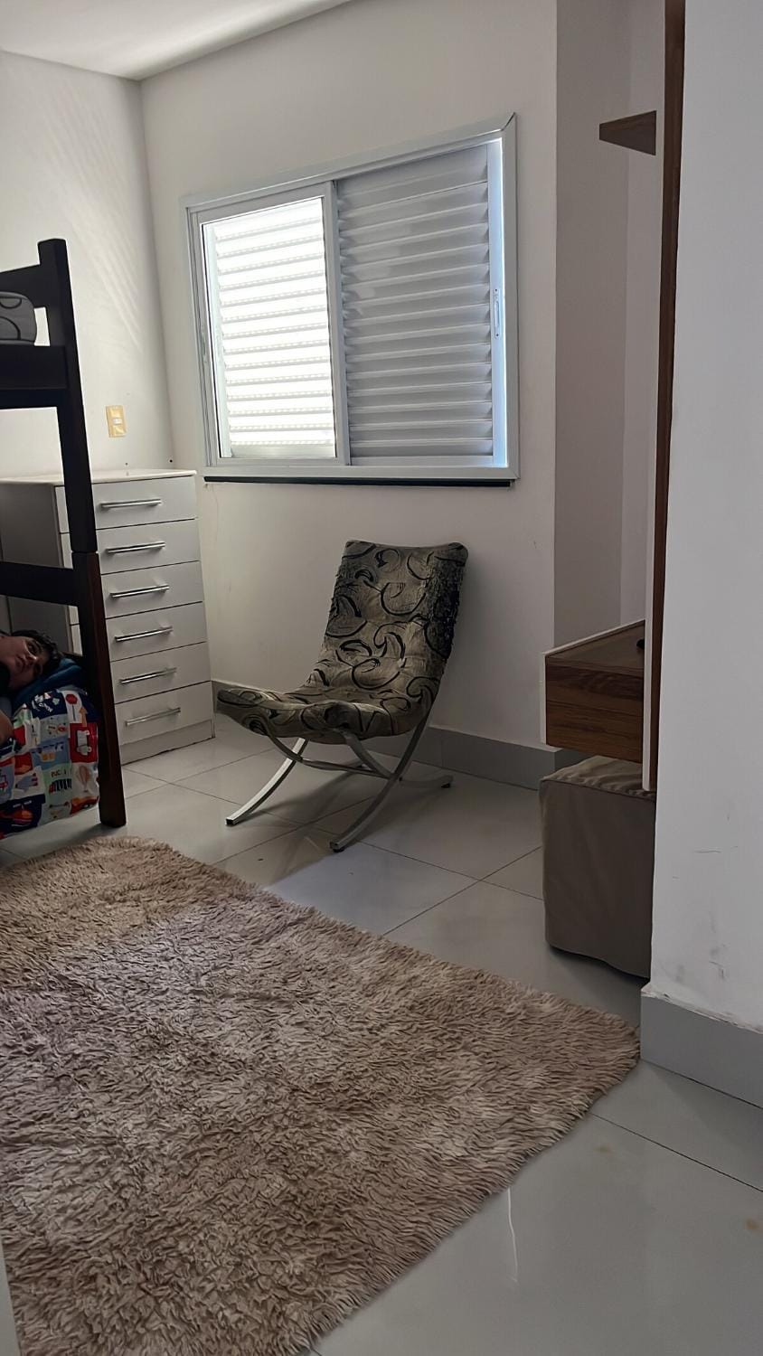 Casa com piscina a uma quadra da praia House in Bertioga