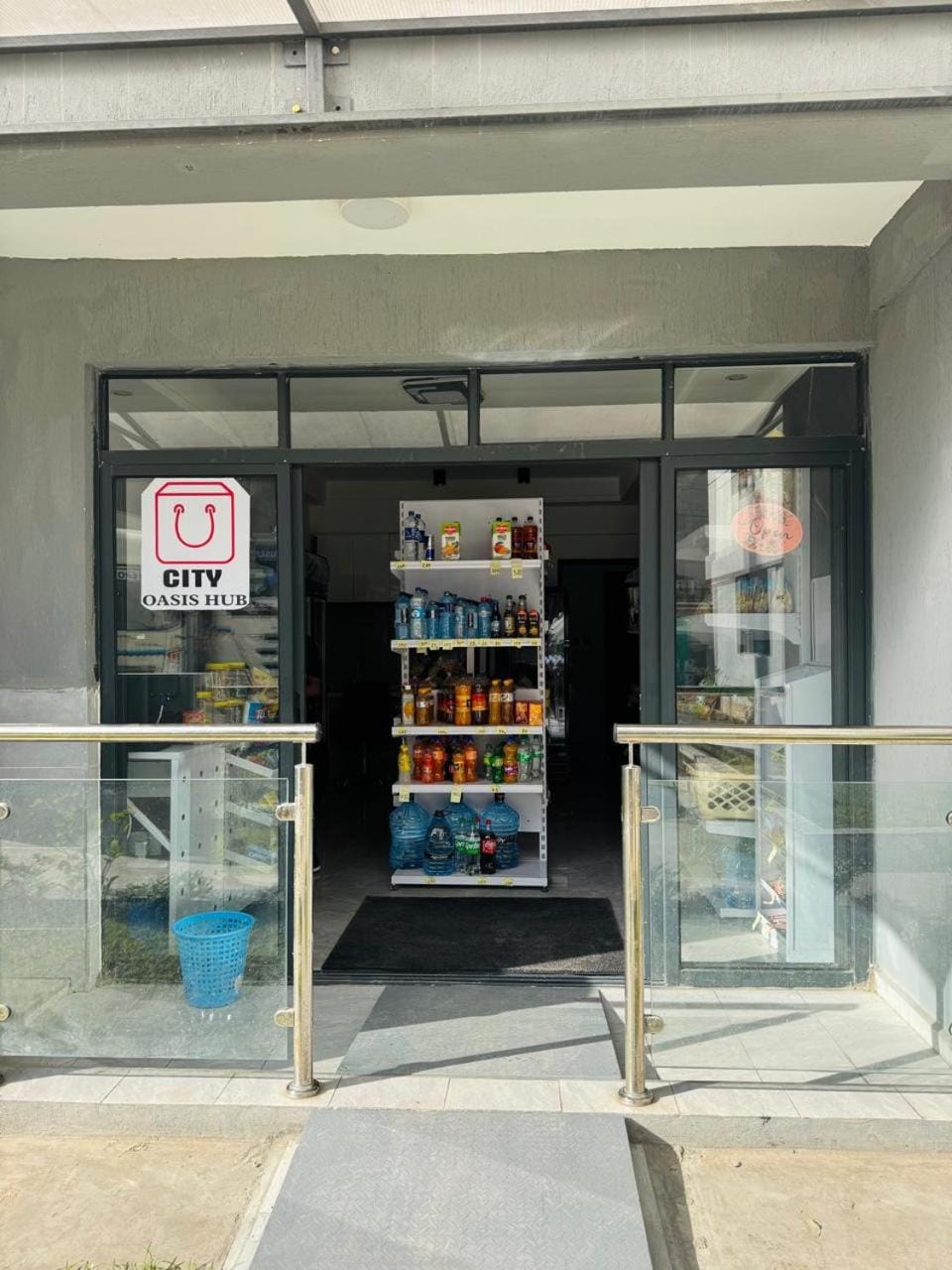 On-site shops, Supermarket/grocery shop, Shopping Area