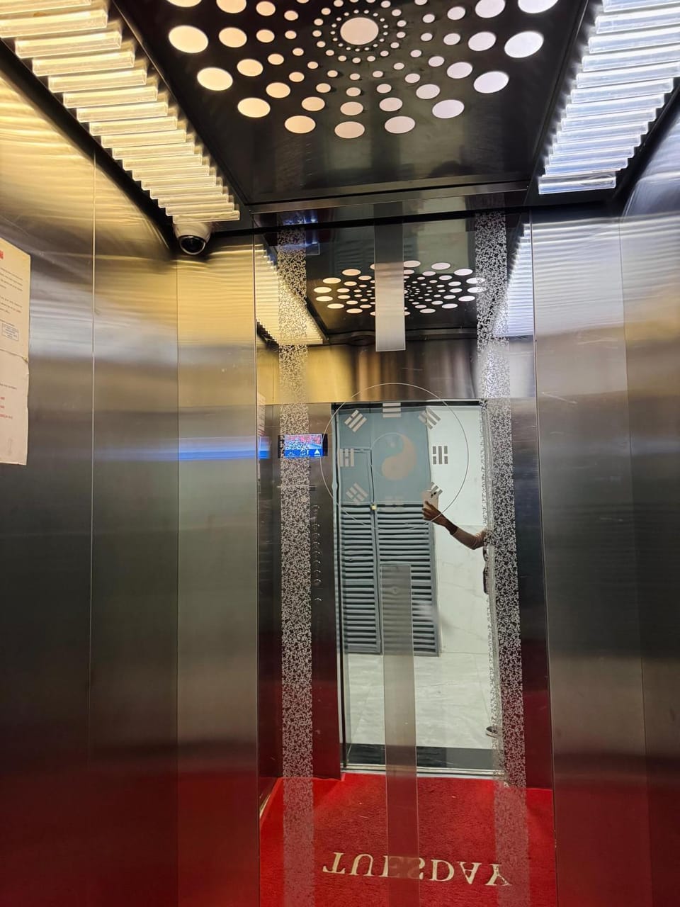 elevator