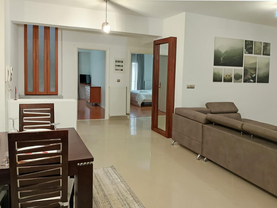 View (from property/room), Living room, Seating area