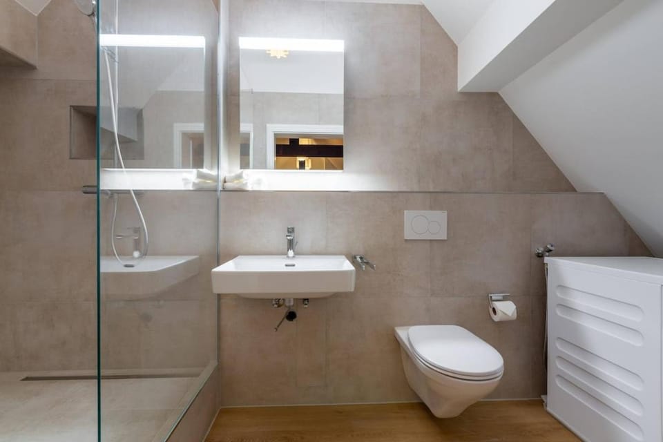 Shower, Bathroom