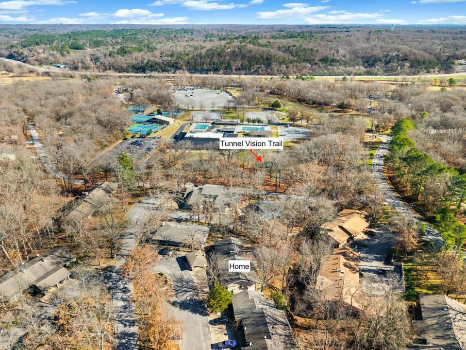 Tunnel Vista-1 block to MTB Trails & Rec Center House in Bella Vista