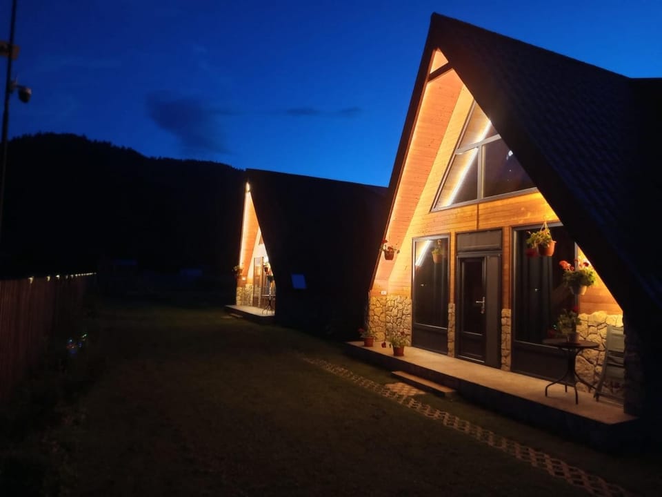 Cabana AFrame EmAli Nature lodge in Romania