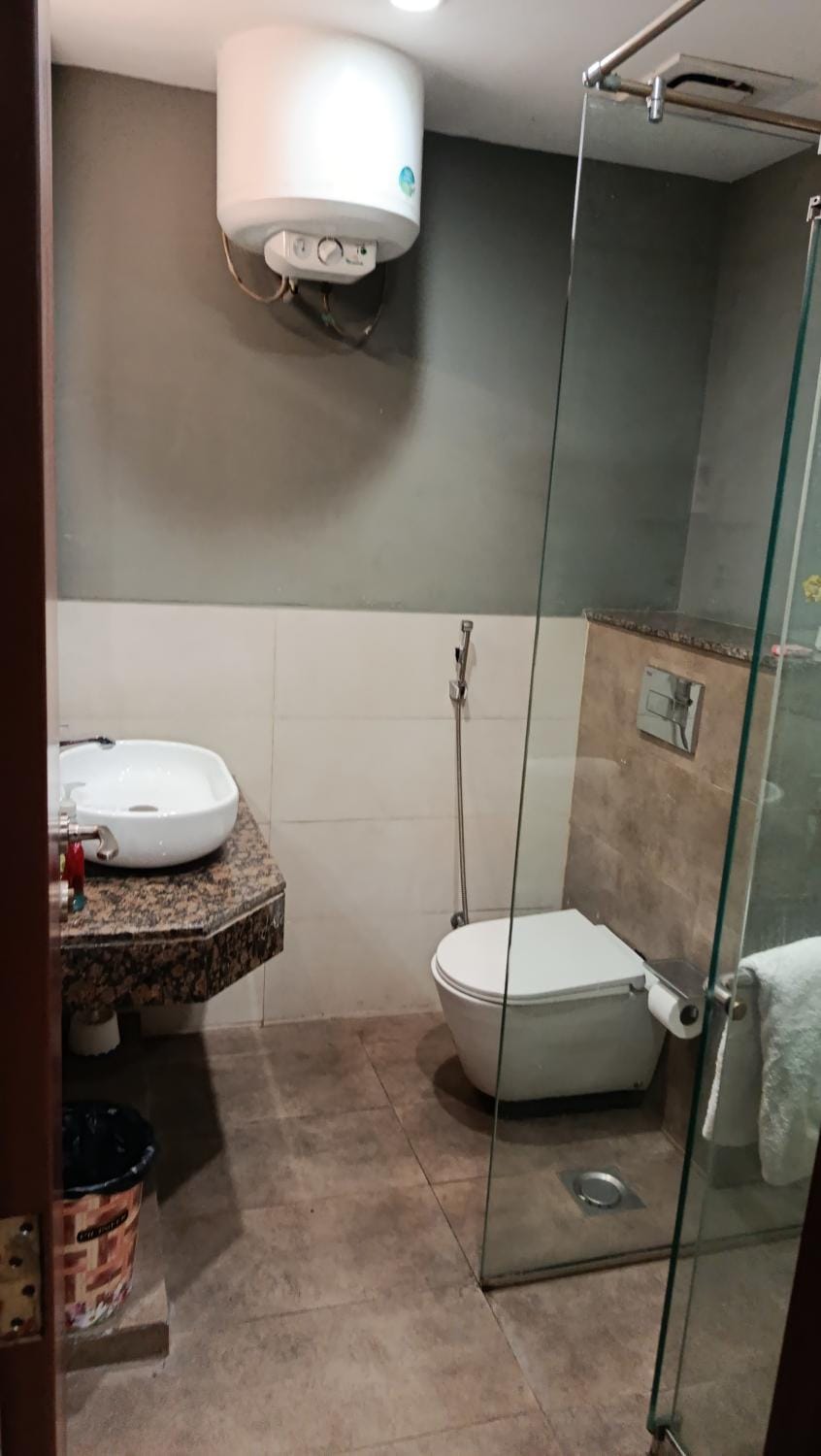 One Bed suit Work Desk Balcony & Private compert Apartment in Lahore