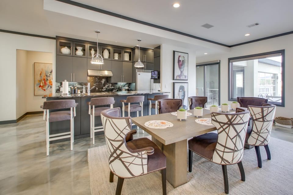 Private Pool & Slip: Luxury Lake Hamilton Home! House in Rockwell