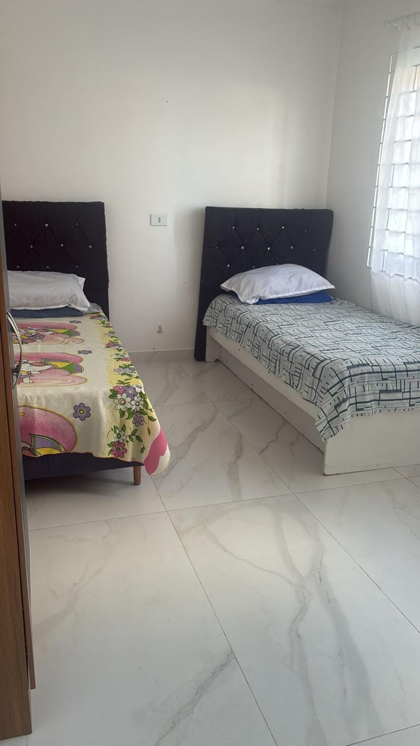 Casa CWB Contorno Sul Bed and Breakfast in State of Paraná