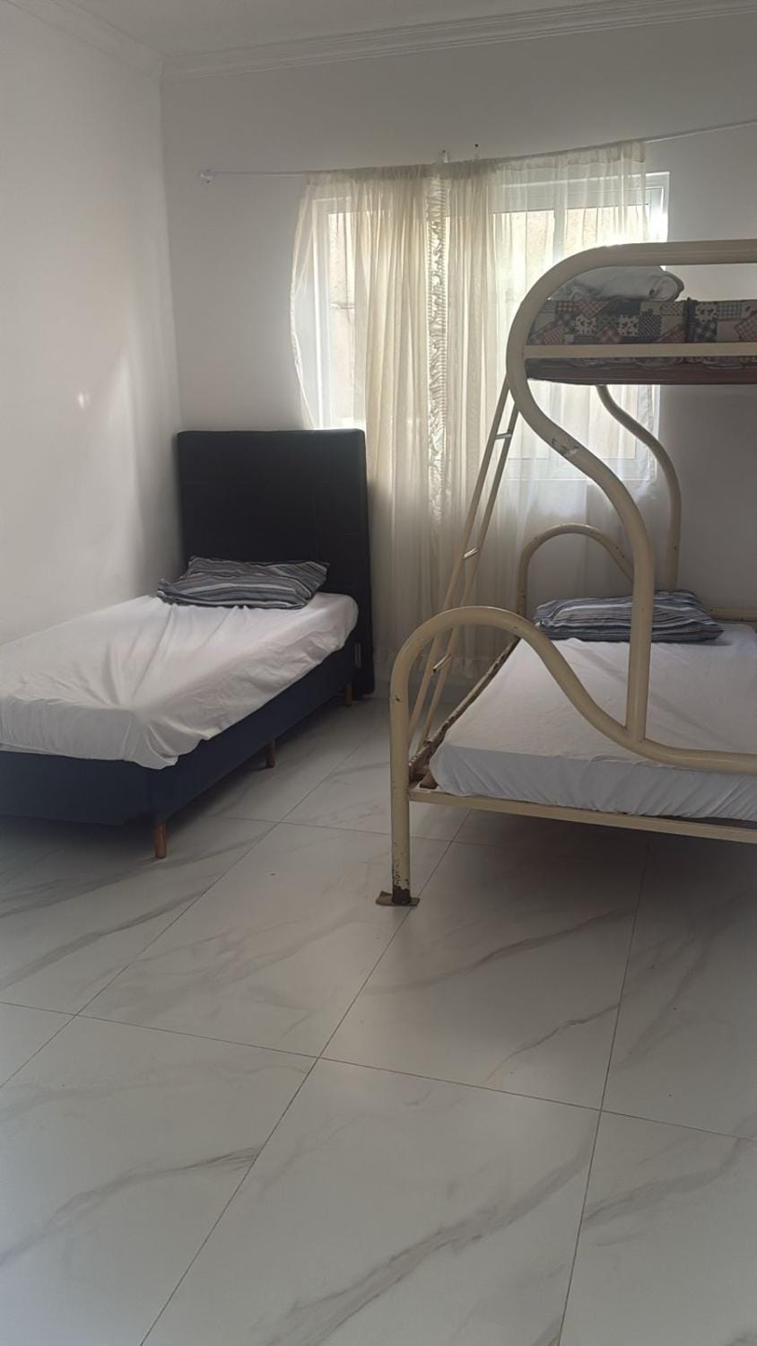 Casa CWB Contorno Sul Bed and Breakfast in State of Paraná
