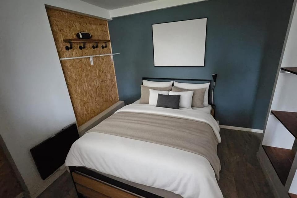 Bed, Photo of the whole room, Bedroom, wardrobe