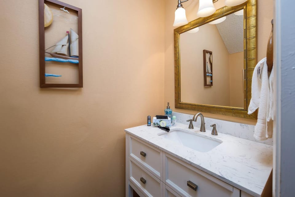 19 Gulf Breeze Court Private Townhome in Destin House in Destin