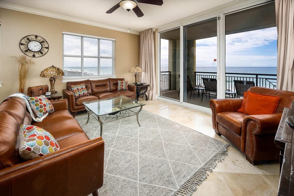 Bella Riva 301 Large Gulf Front condo House in Okaloosa Island