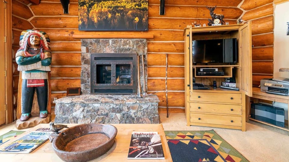 See Forever Residence 103 home House in Telluride