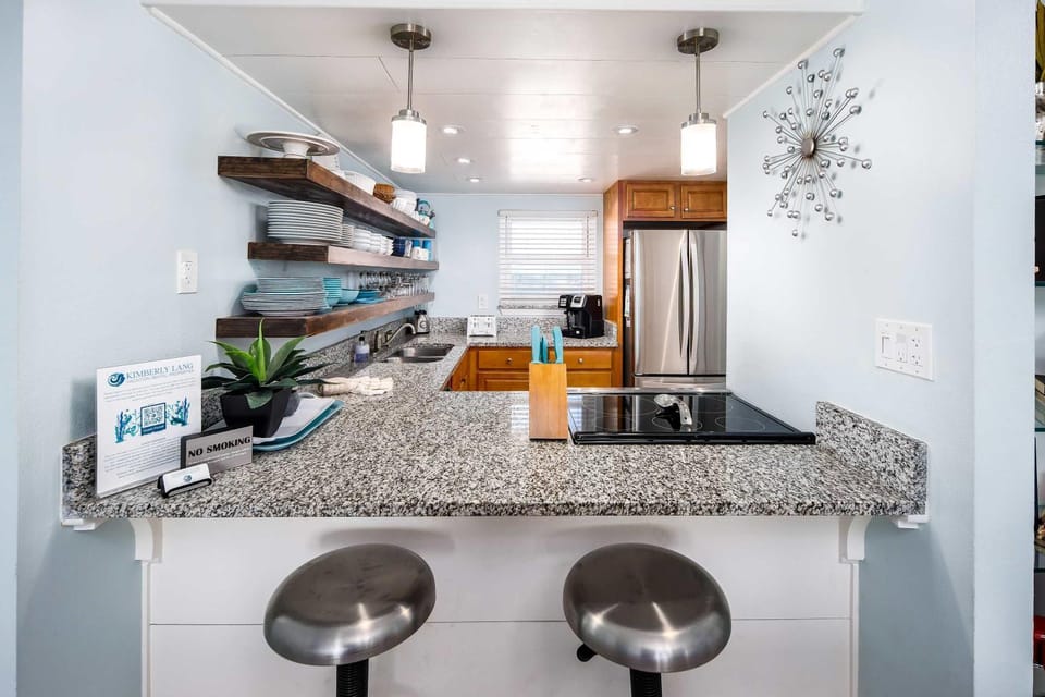 Emerald Isle 610 Beach Front condo House in Okaloosa Island