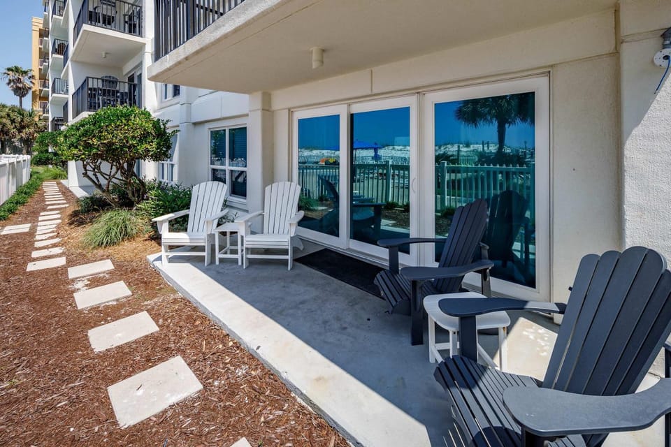 Sea Oats 106 Gulf Front condo House in Okaloosa Island