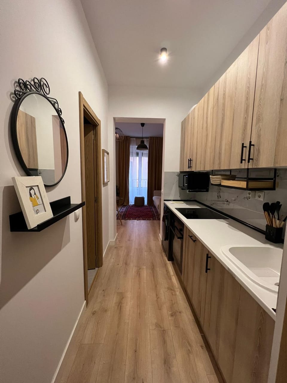 Kitchen or kitchenette