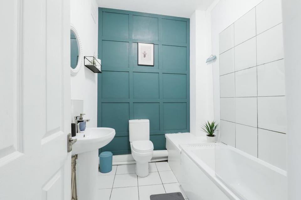 Toilet, Bathroom, Bath, towels, towels