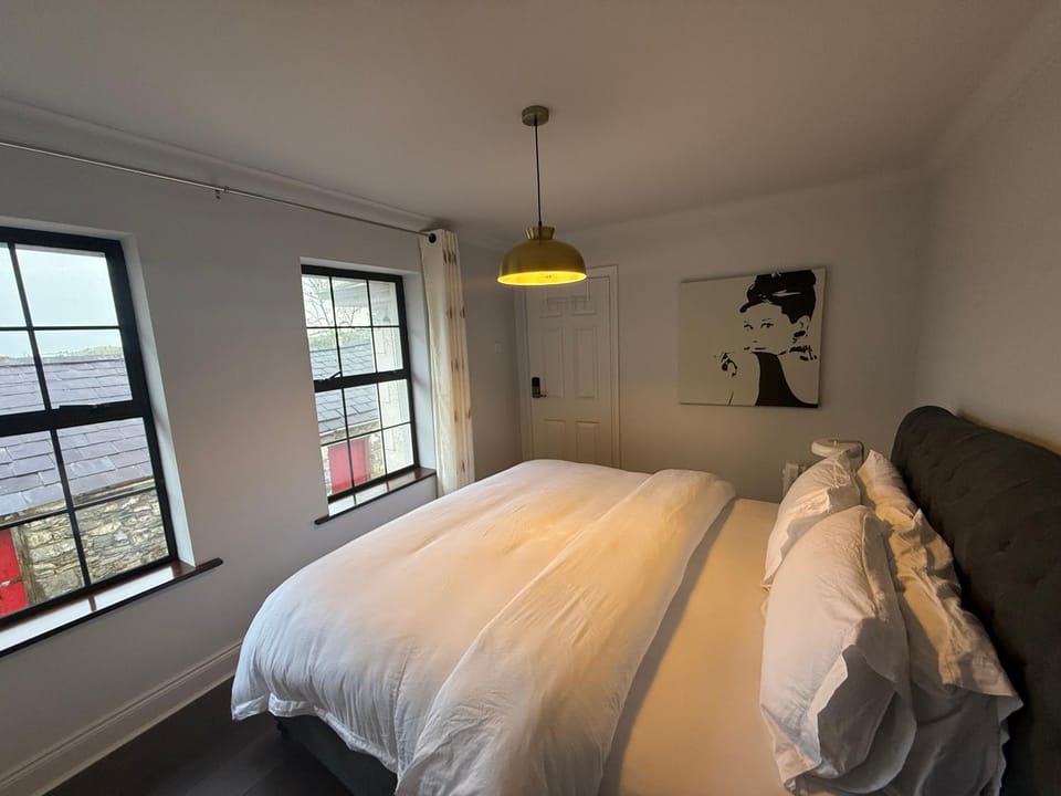 Cavan Equestrian Estate - An Independent On-Site Accommodation Nature lodge in Ireland