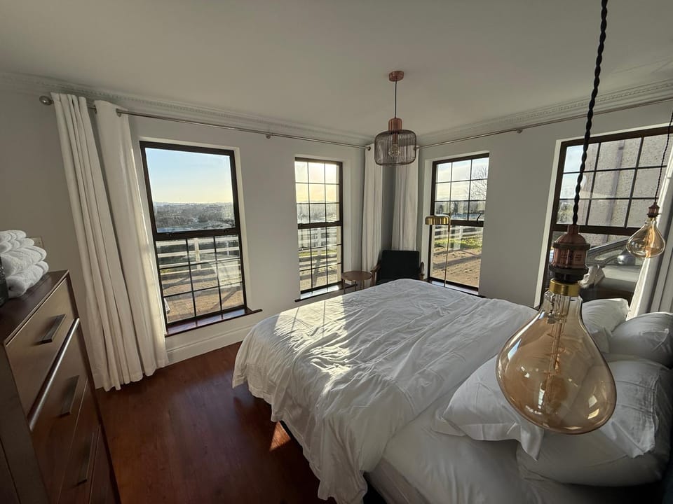 Bed, Natural landscape, View (from property/room), Photo of the whole room, Bedroom, towels