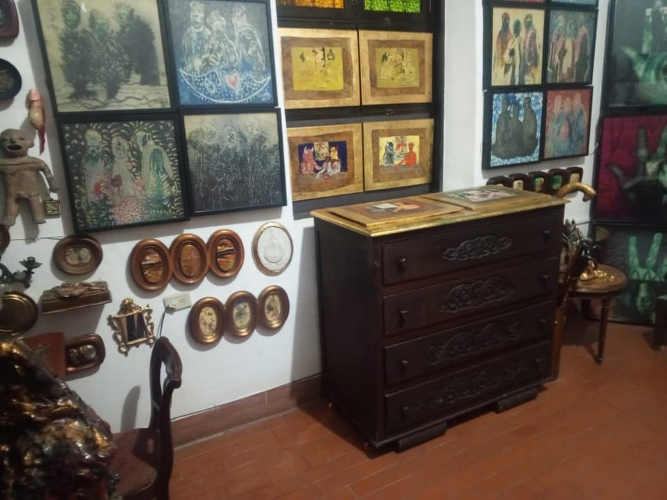 Hostal Casa Museo Cerón, en la mejor ubicación de Cali Bed and Breakfast in Cali
