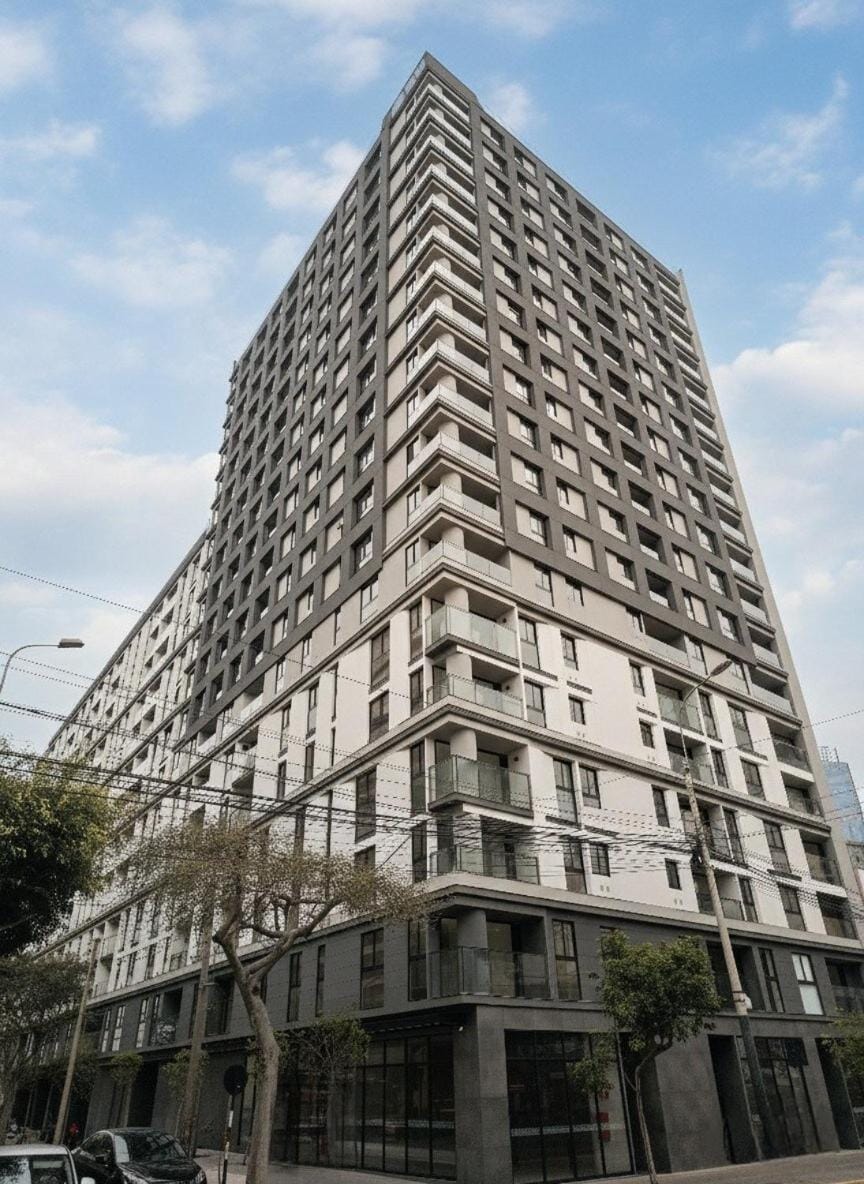 Luxury Suite Best Miraflores Location, close Kennedy Park Apartment in Miraflores