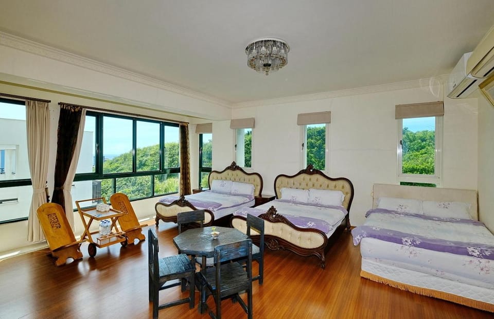 Bed, View (from property/room), Living room, Photo of the whole room, Bedroom