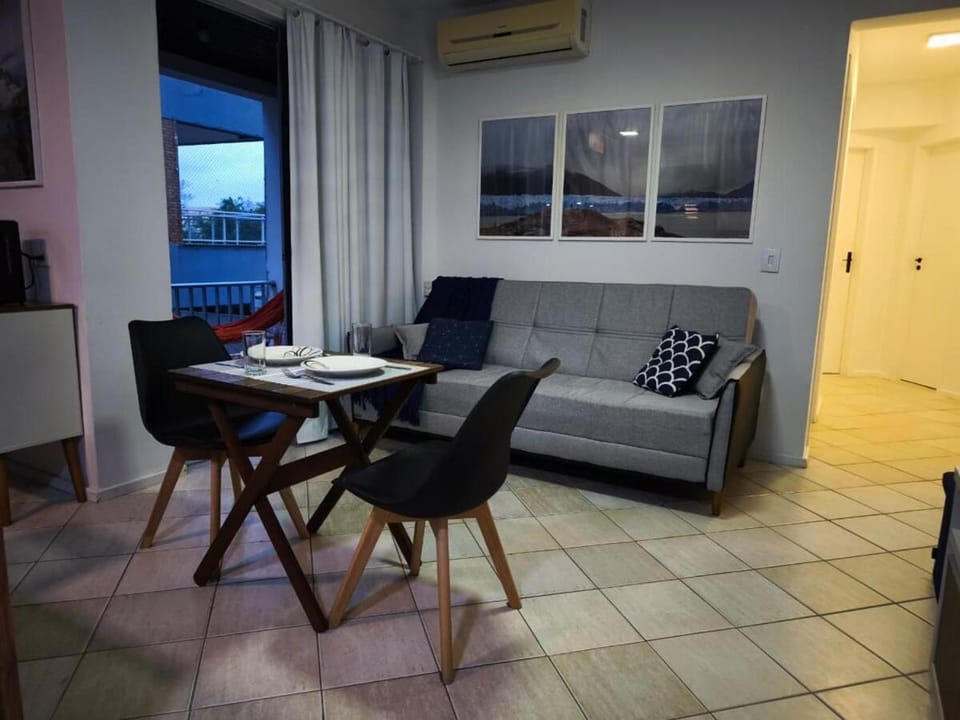 Living room, air conditioner