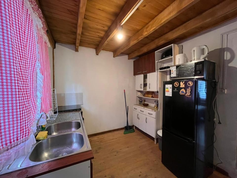Kitchen or kitchenette, oven, toaster