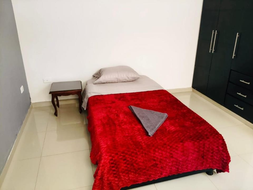 Tu hogar en el Líbano Moderno Amplio y Central Parqueadero Privado y Gratis Vista al Nevado Hasta 8 huéspedes Descansa cerca del Nevado del Ruiz Apartment in Caldas, Colombia