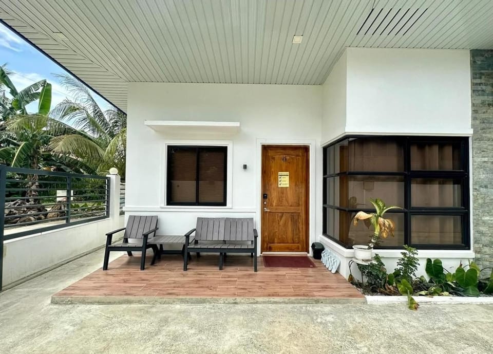 Reinbergs Apartments Panglao Island, Bohol Apartment in Panglao